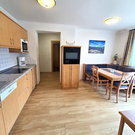 Huber Apartamento Grossarl